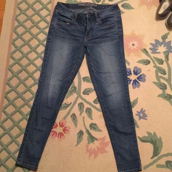 American Eagle Outfitters Denim - OFFER! American eagle jegging!